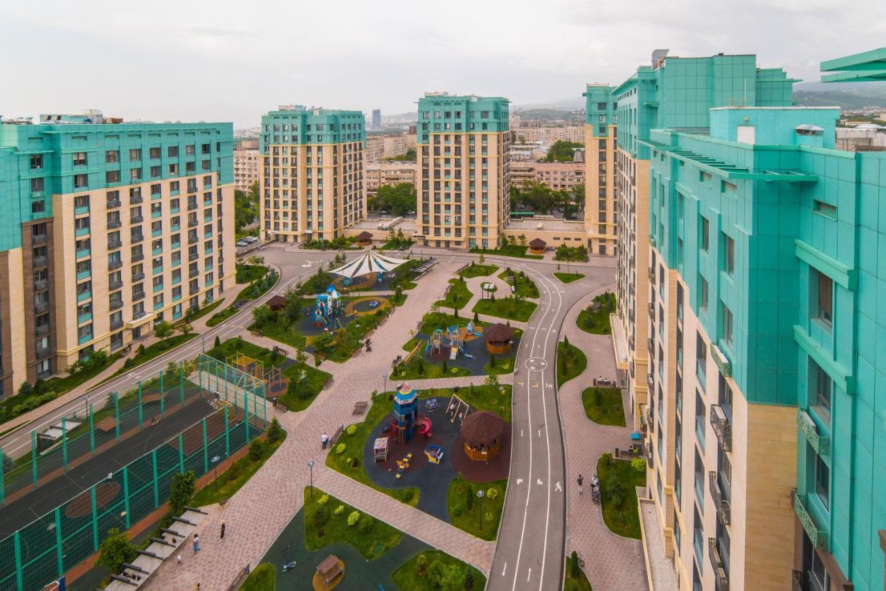 شقة الماتي  في Manica Gagarin Park المظهر الخارجي الصورة